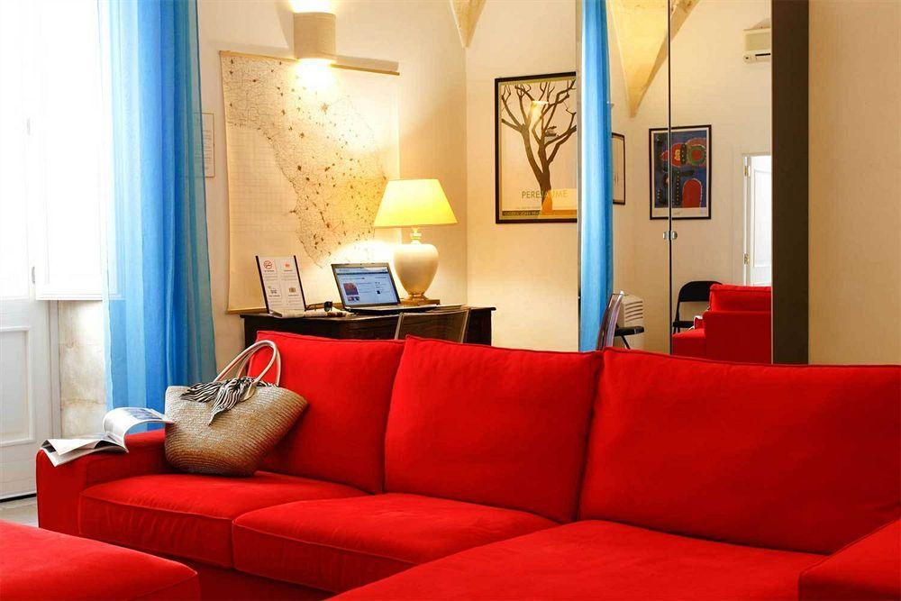 Sacre Bleu Apartments Lecce Bagian luar foto