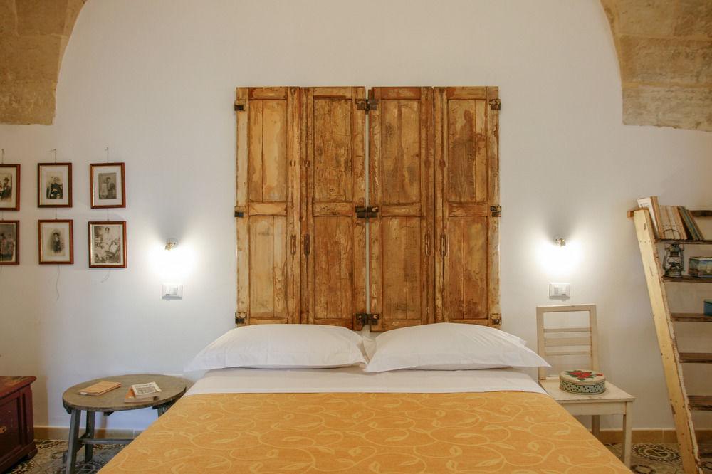 Sacre Bleu Apartments Lecce Bagian luar foto